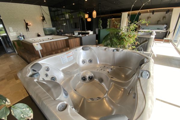 Horaires magasin Jacuzzi 49